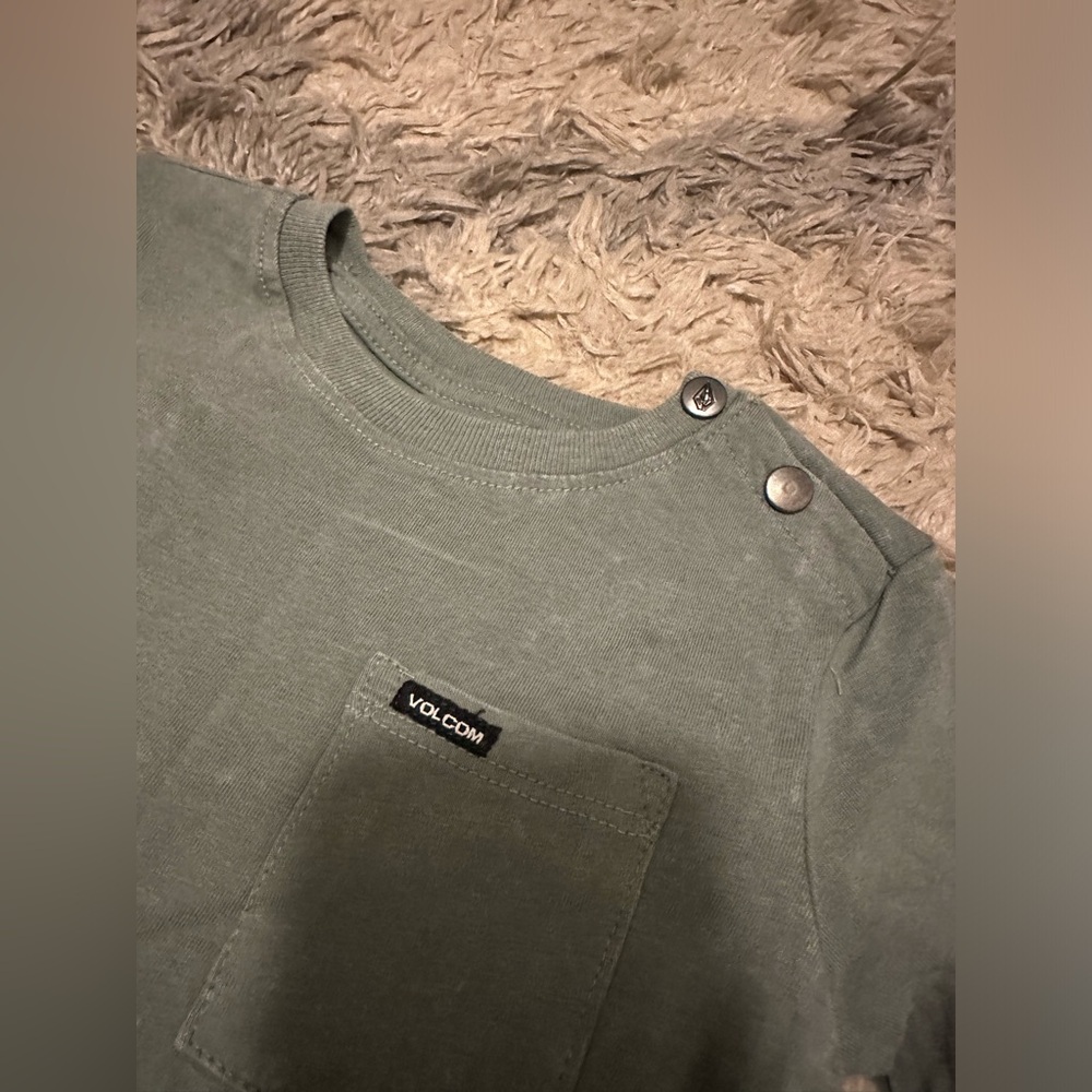 Toddler Volcom Set - Picture 4 of 5